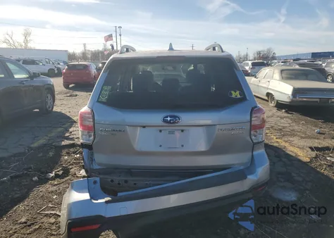 2017 Subaru Forester 2.5I Premium z USA, uszkodzony, nr VIN JF2SJAEC3HH490415